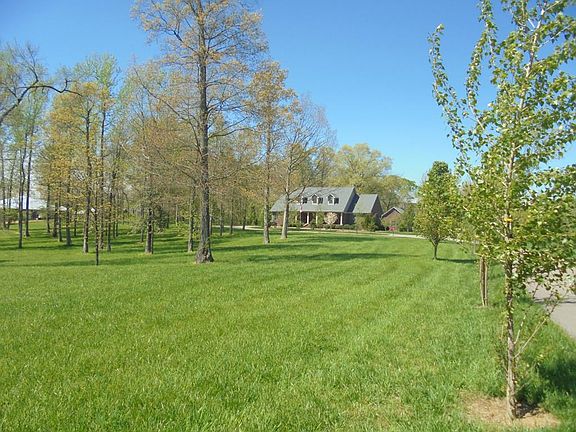 2nd image of 61 Southhaven Ln