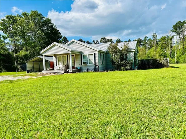 899 Highway 1207, Deville, LA 71328