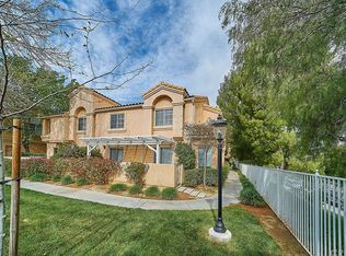 25114 Steinbeck Ave UNIT A, Newhall, CA 91381