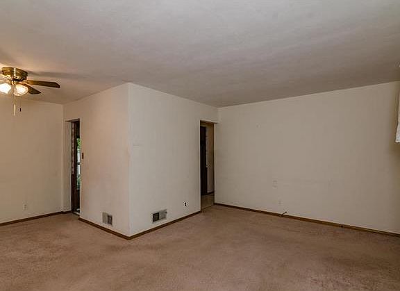 2nd image of 4100 Stearns Ave