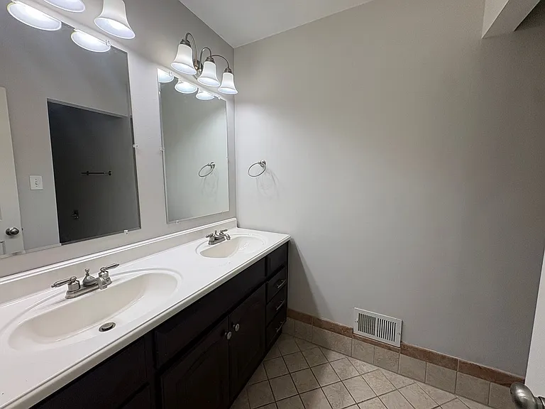 1 Dellwood Dr — Photo 9