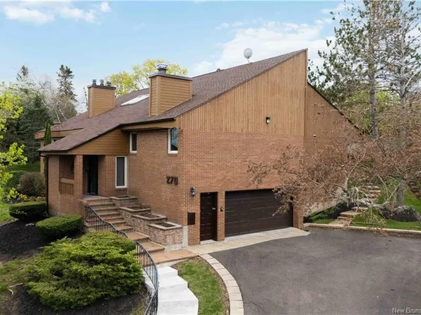 270 Westmount Blvd, Moncton, NB E1E 1V5