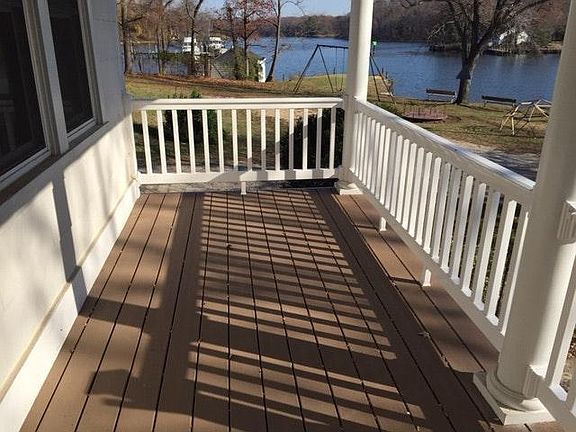 Waterfront porch