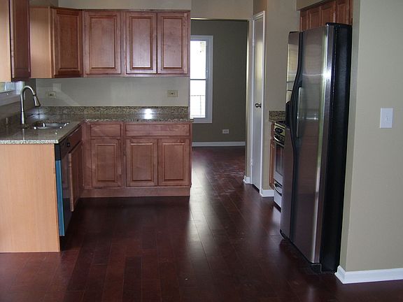 5th image of 66 Hesterman Dr