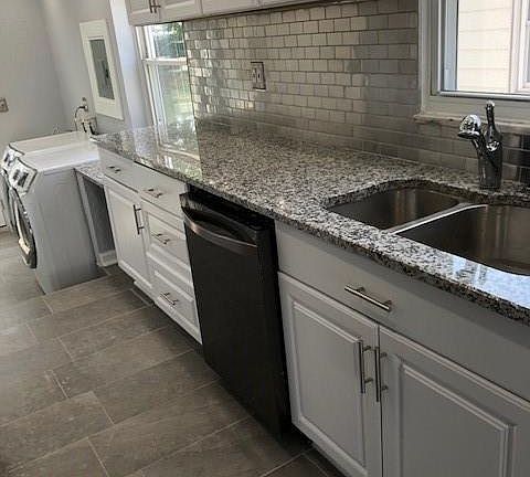 4th image of 5207 Tuxedo Ave