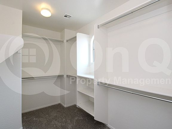 3rd image of 3221 E Virgil Dr