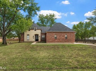 5763 Sumner Ln, Bossier City, LA 71112