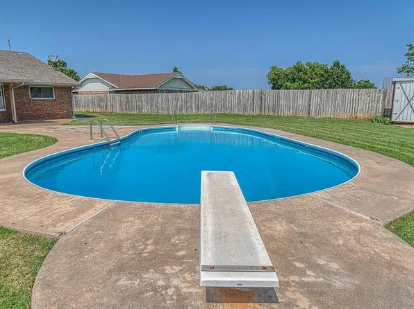 716 W Harrison St, Purcell, OK 73080