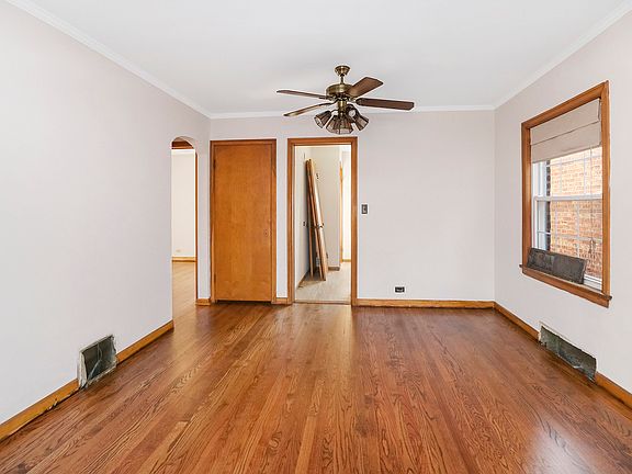 3rd image of 5049 N New England Ave