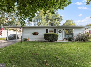 42 5th Ave, Fayetteville, PA 17222