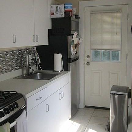 2nd image of 10 Park Ave #2