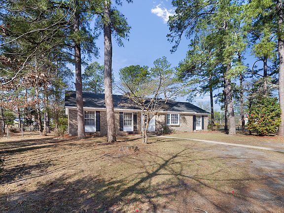 2nd image of 400 Hallmark Rd