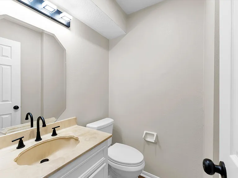 8102 Autumn Willow Dr — Photo 11