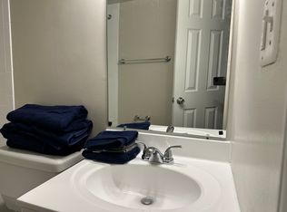 15718 Mahogany Cir #112, Gaithersburg, MD 20878