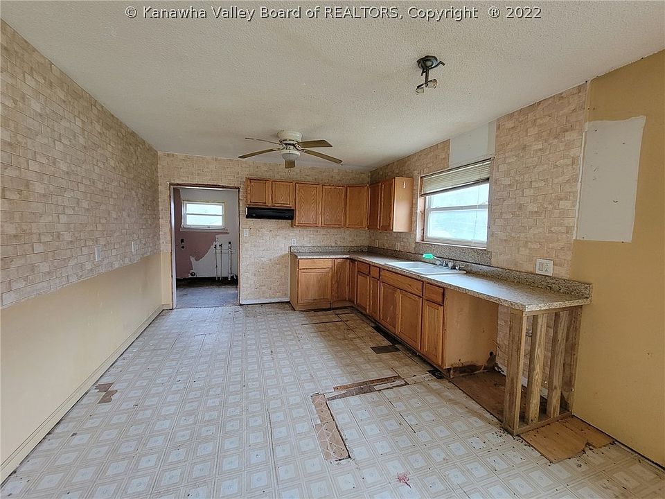 5250 Straight Frk, Griffithsville, WV 25521 MLS 246197 Zillow