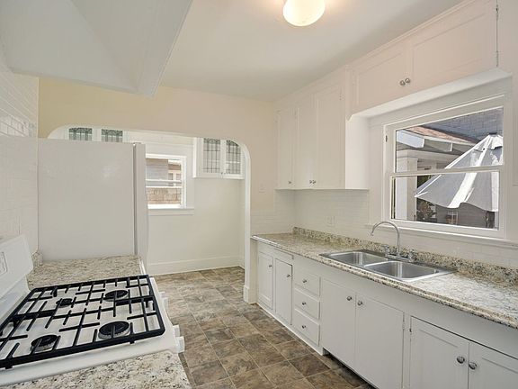 4th image of 3780-3782 28th St