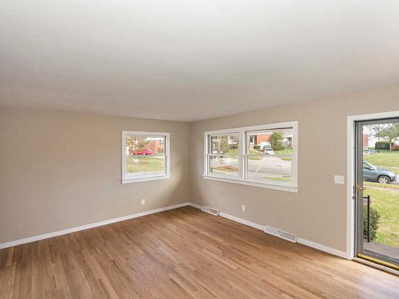 5th image of 8873 Cynthia Ct