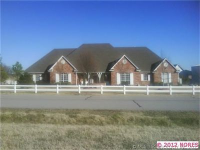 19205 Carriage Ct, Mounds, OK, 74047