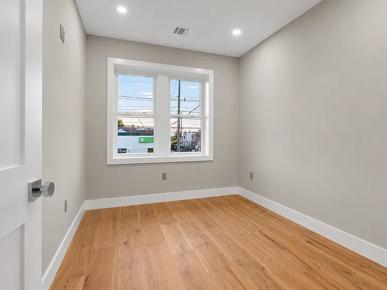 7812 John F Kennedy Blvd #1 — Photo 14