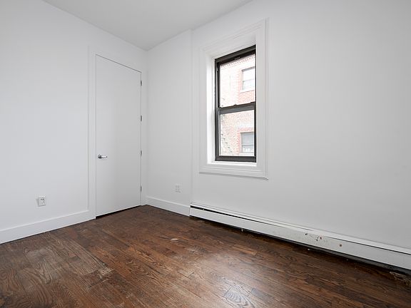 4th image of 595 Kosciuszko St APT 3