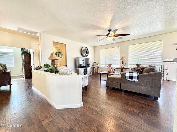3rd image of 2333 VALEWOOD Circle