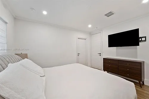 45 Palermo Ave Photo 1