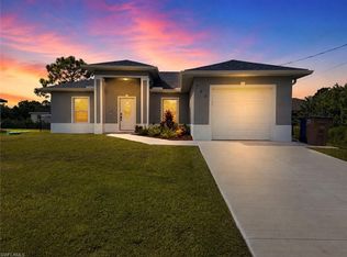 746 Chestnut St E, Lehigh Acres, FL 33974