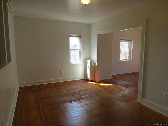 4th image of 100 North St Ste 5
