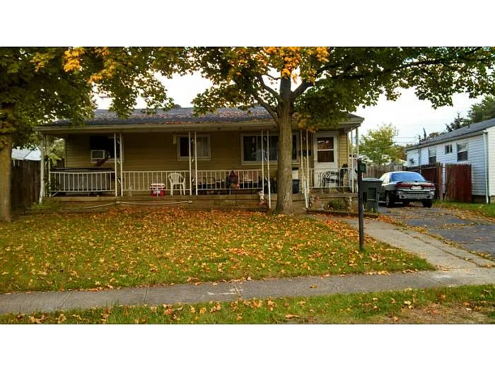 1060 Melwood Dr photo 1