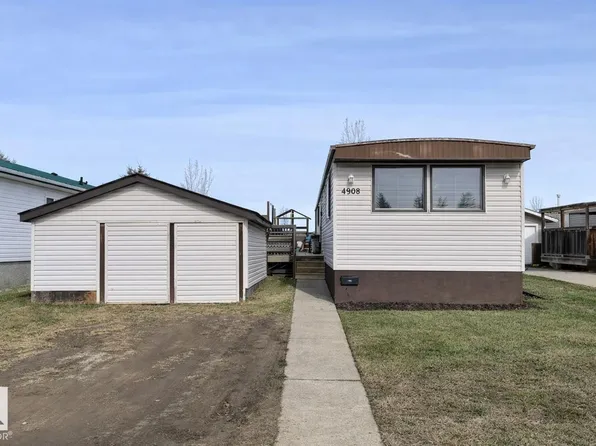4908 55th Ave, Camrose, AB T4V 4J2