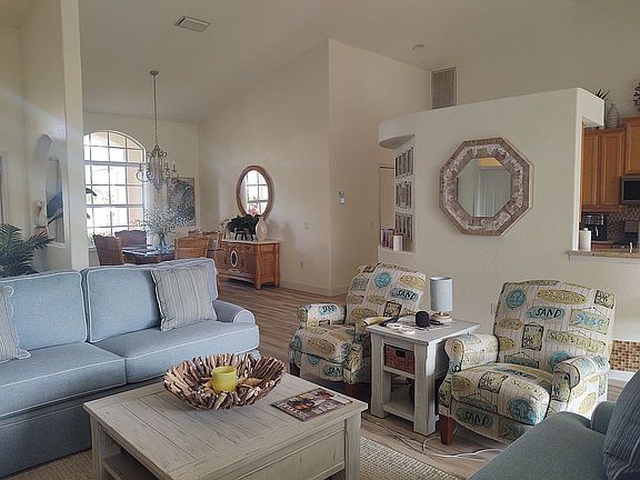 4th image of 3360 Lakeview Ln