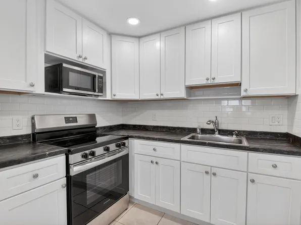 642 N Flanders N #642, Delray Beach, FL 33484