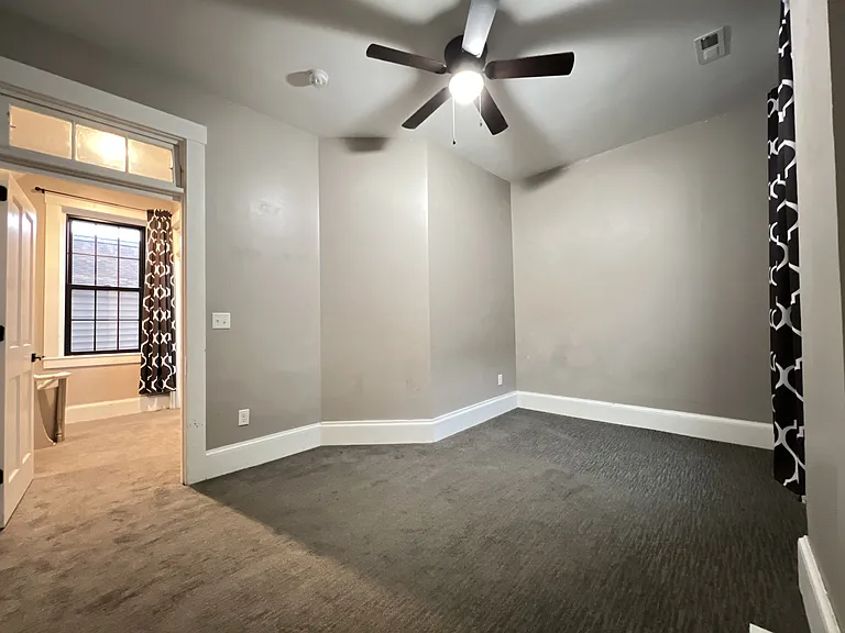 1228 Jackson St — Photo 15