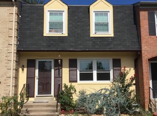 4505 Ravensworth Rd, Annandale, VA 22003