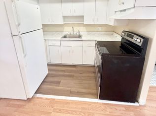 75 Fairview Ave #D, Hamden, CT 06514