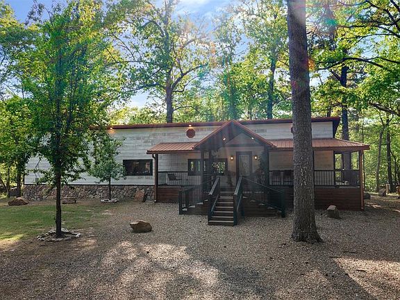 3rd image of 85 Bass Cove Ln