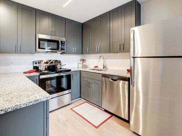 1360 Peabody St NW #1-208