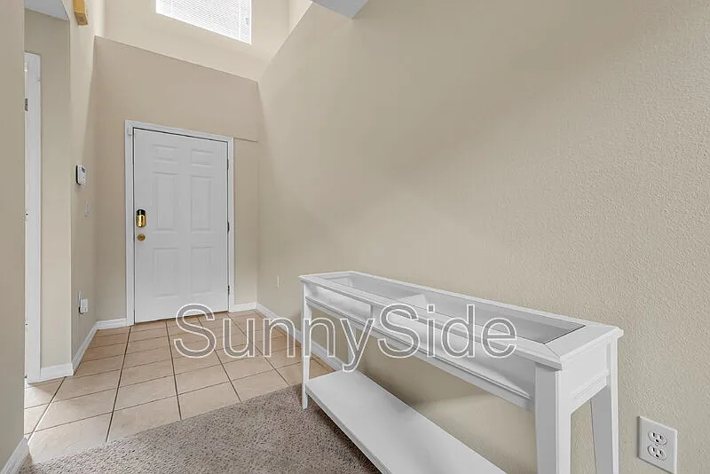 4 bed, 3.0 bath, 1978 sqft, $2,800 — Photo 4