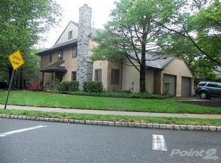 1 Ashford Dr, Plainsboro, NJ 08536
