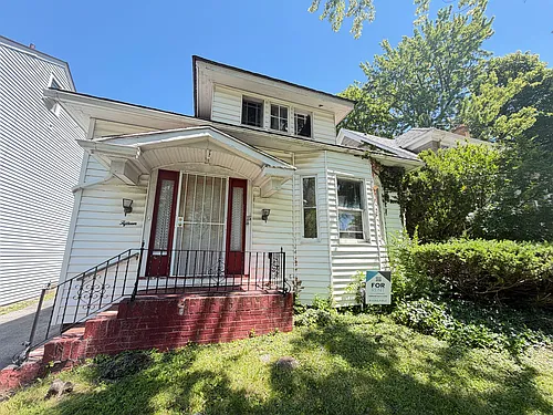 15 Tyler St Photo 1