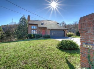 909 Shadyside Dr, Kingsport, TN 37663