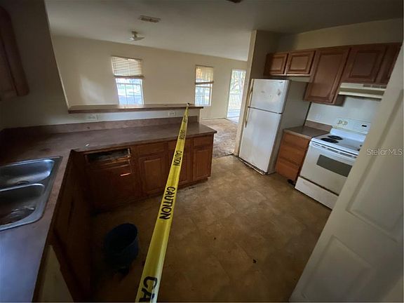 5th image of 2324 County Road 453