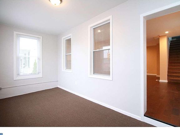 3rd image of 8460 Frankford Ave