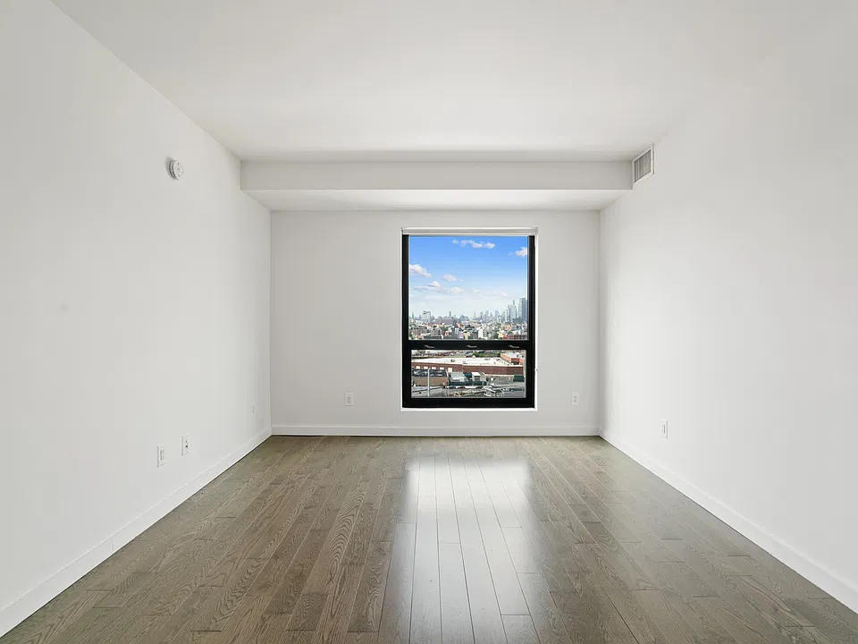 11-39 49th Ave #Penthouse 4