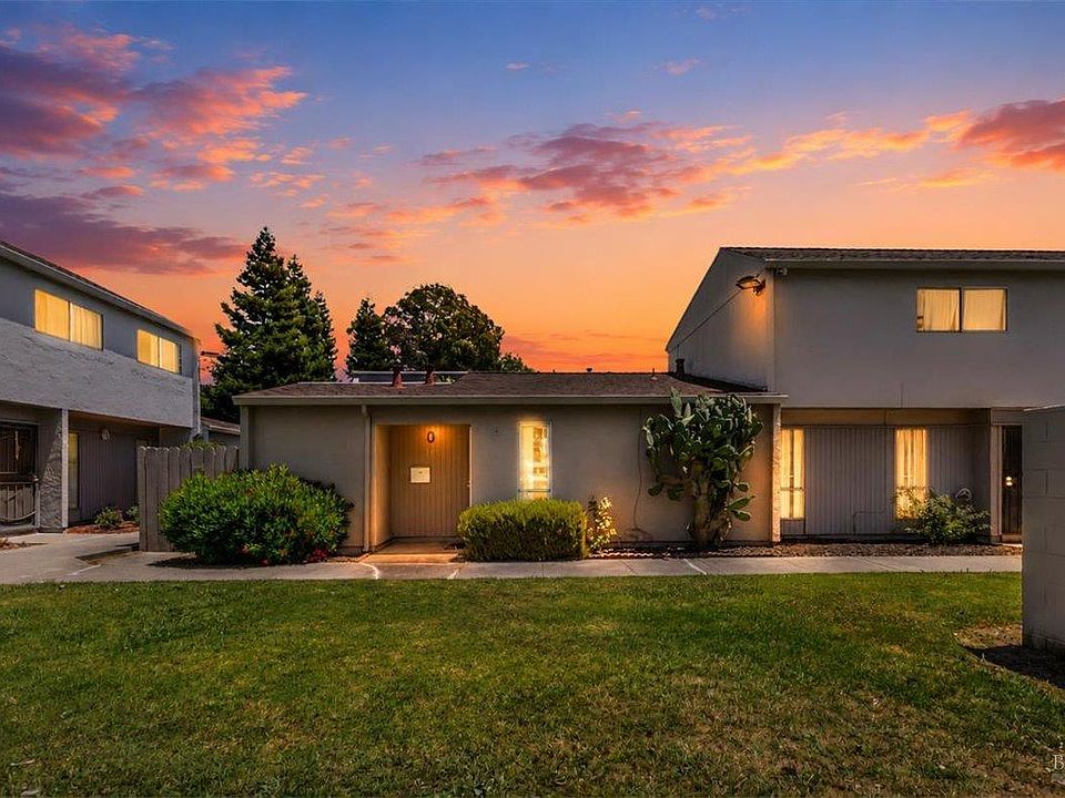 1st image of 106 El Verano Court