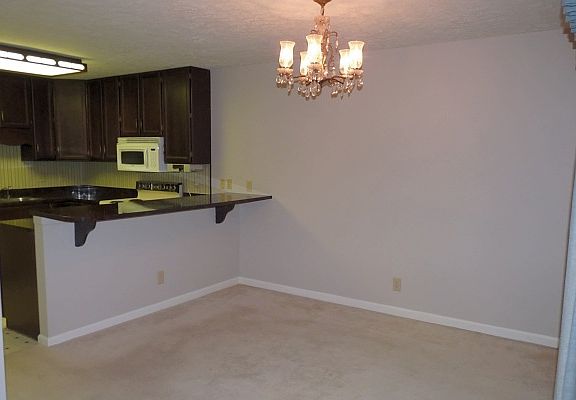 Diningroom & Kitchen