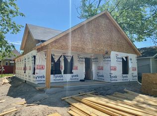 908 E Cannon St, Fort Worth, TX 76104