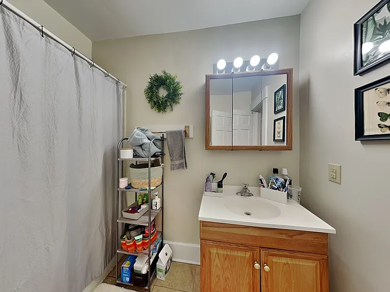 52 Euclid Ave #52 — Photo 16
