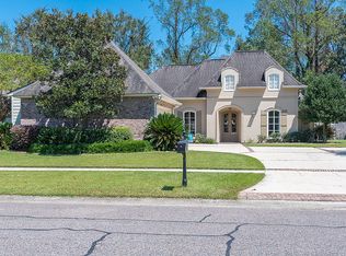 18244 Lake Harbor Ln, Prairieville, LA 70769