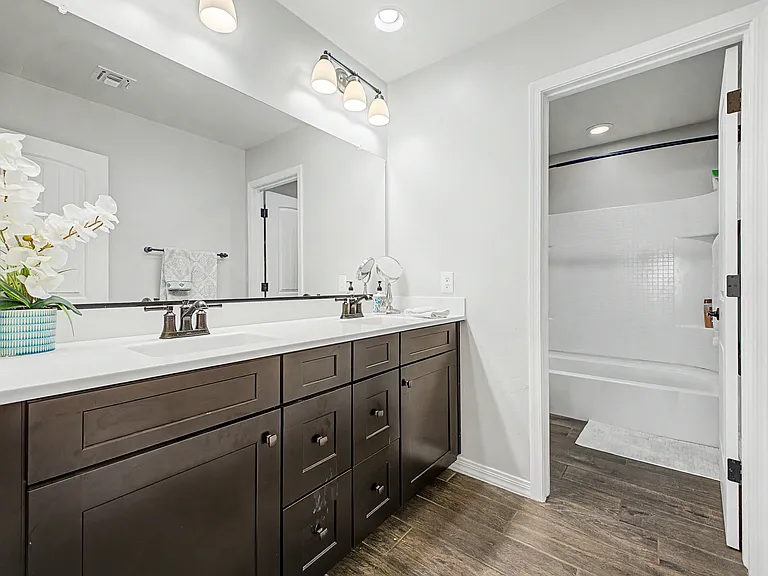 11961 N Silver Village Pl — Photo 22